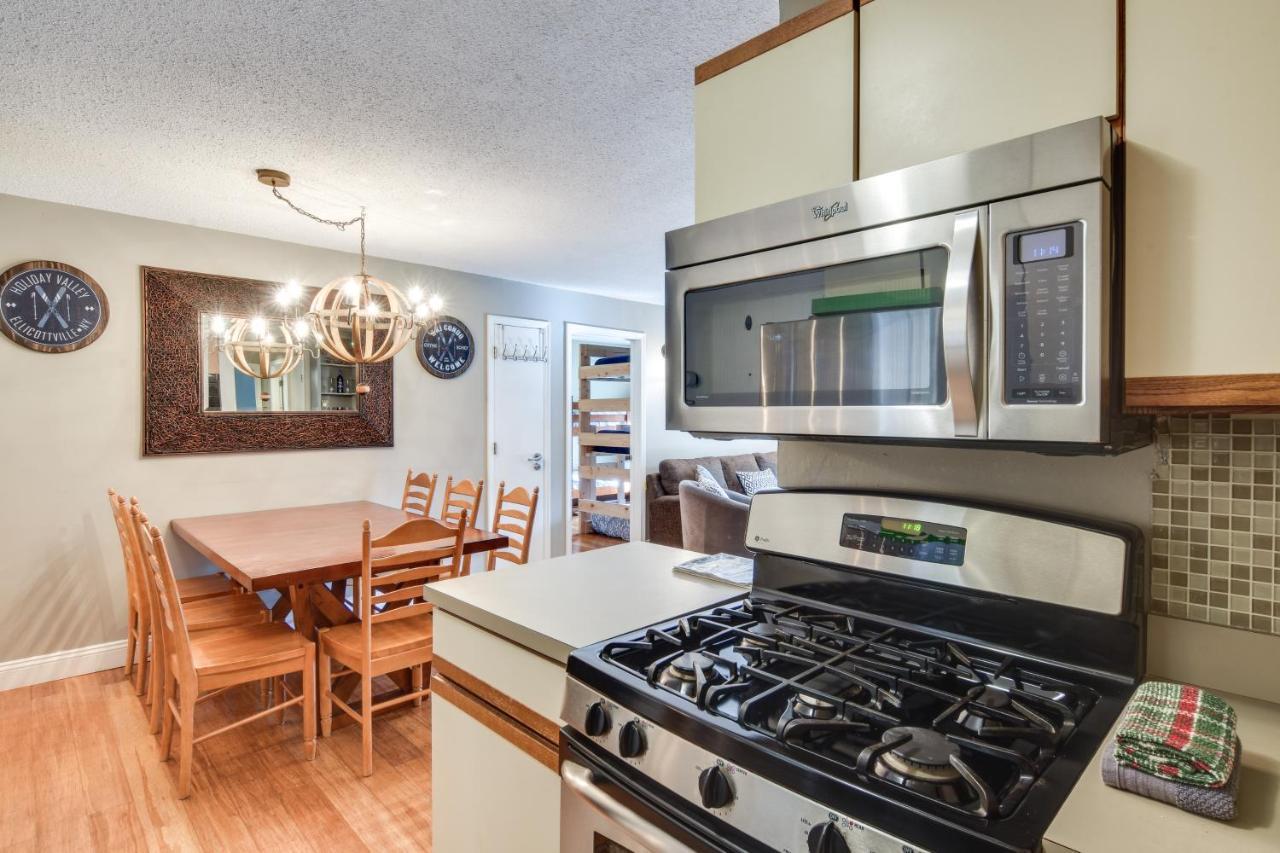 Ski-Inandout And Golf Condo With Aandc At Holiday Valley! Ellicottville Eksteriør bilde